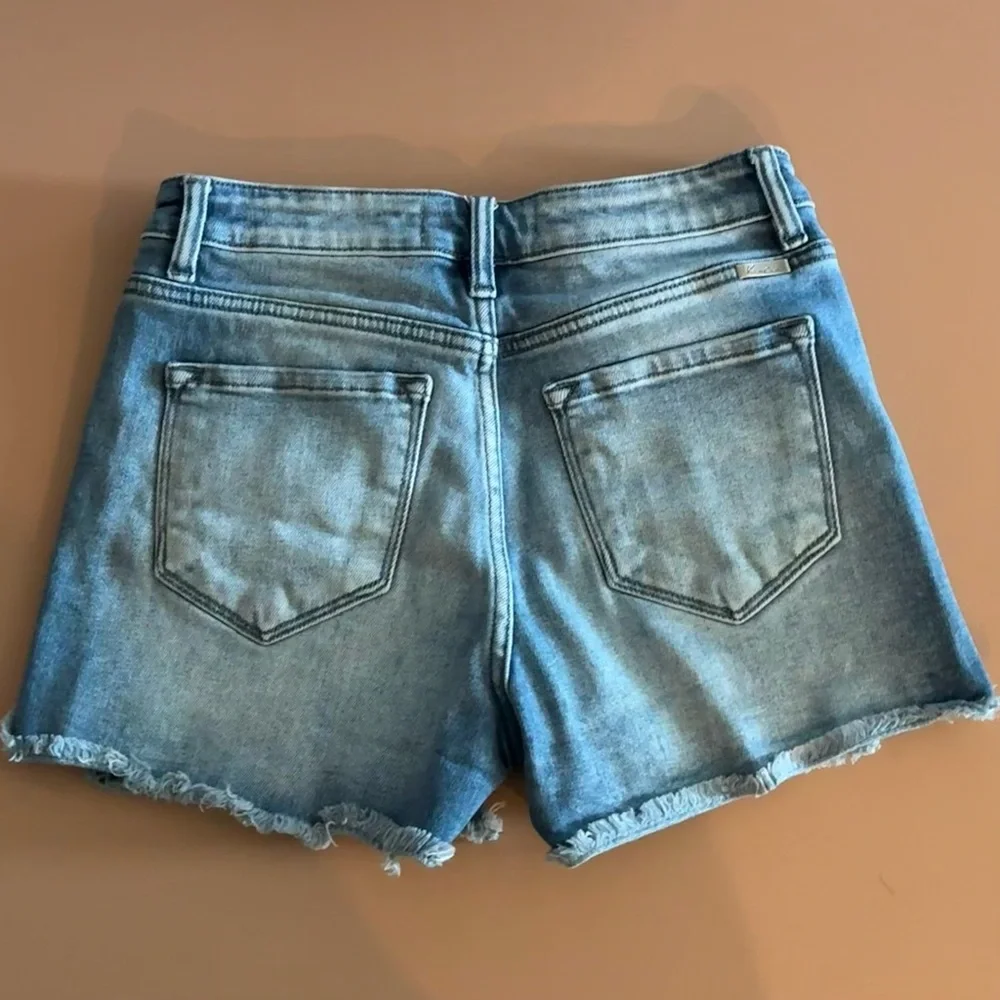 Kancan Levy High Rise Shorts - Women’s Size Md - Picture 4 of 7